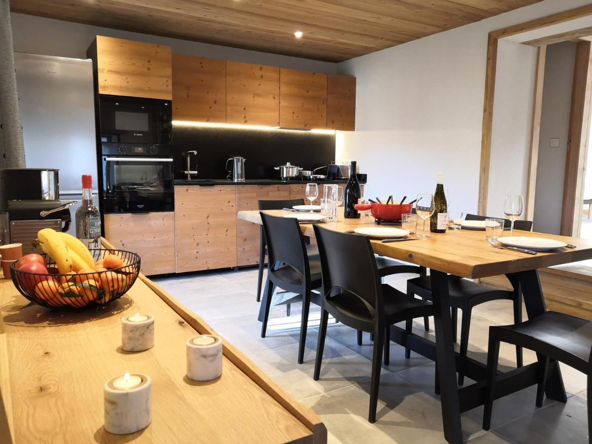 Chez Leon, Jacuzzi Et Sauna Des Le 1Er Septembre 2025 Samoëns Buitenkant foto